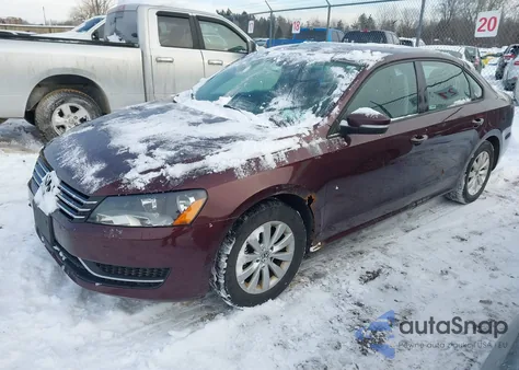 2013 Volkswagen Passat S z USA, uszkodzony, nr VIN 1VWAP7A33DC104517